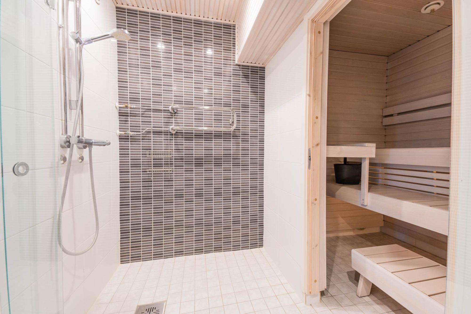 The Luxury Downtown Rovaniemi Exterior photo